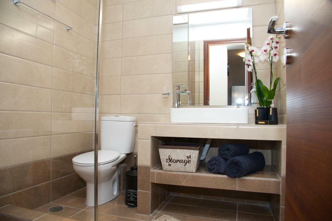 Stylish And Elegant Apts Daire Atina Dış mekan fotoğraf