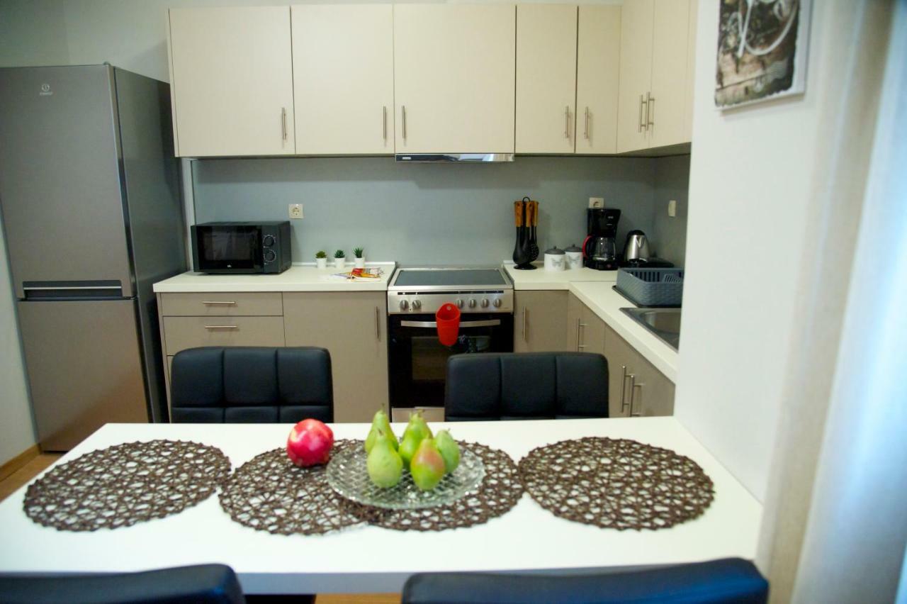 Stylish And Elegant Apts Daire Atina Dış mekan fotoğraf